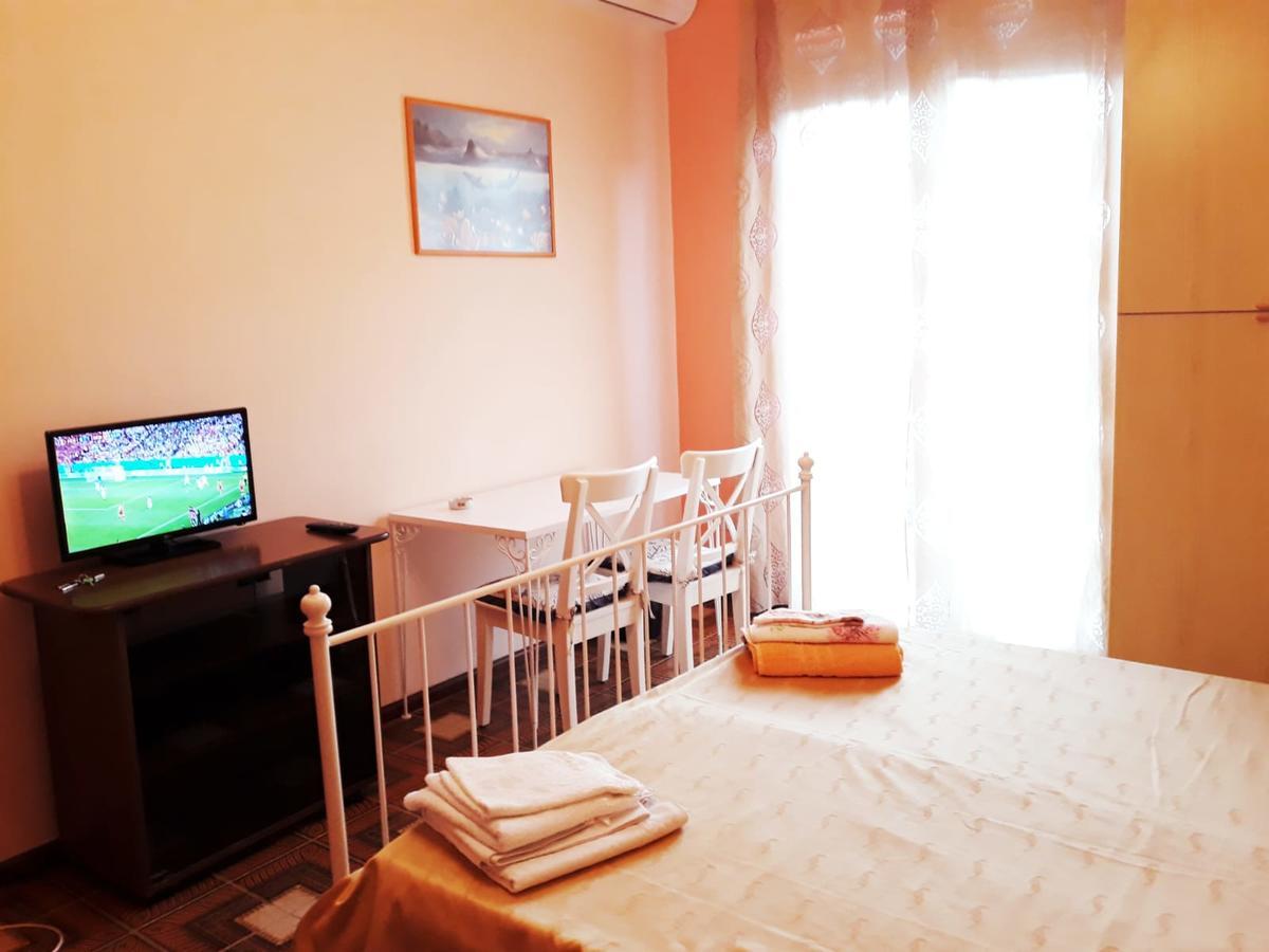 Bed and Breakfast Stella Marina Джардіні-Наксос Екстер'єр фото